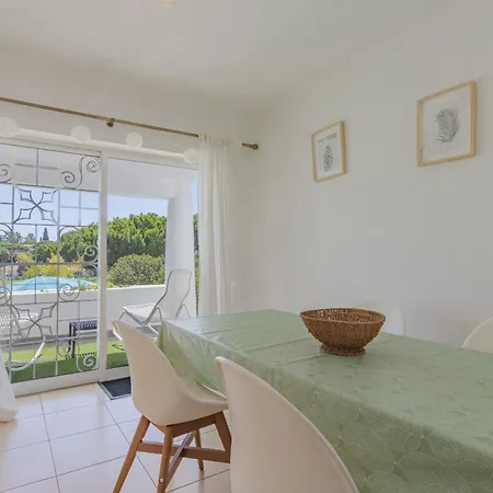 Greens By Algarve Holidays Villa